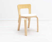 Lataa kuva Galleria-katseluun, Artek N65 lastentuoli koivu - valkoinen laminaatti