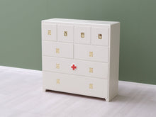 Lataa kuva Galleria-katseluun, Apteekkarin hylly