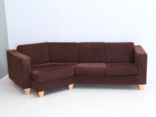Lataa kuva Galleria-katseluun, Asko 3-istuttava kangassohva tummanruskea