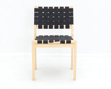 Lataa kuva Galleria-katseluun, Artek 611 tuoli musta satulavyö (kohtalainen)