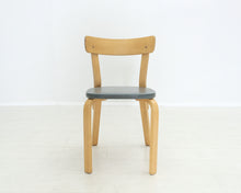 Lataa kuva Galleria-katseluun, Artek 69 ruokatuoli sininen