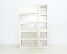 Lataa kuva Galleria-katseluun, Asko Aspö kirjahylly