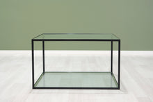 Lataa kuva Galleria-katseluun, B&B Italia sohvapöytä lasilevyllä
