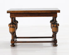 Lataa kuva Galleria-katseluun, Antiikkinen sivupöytä
