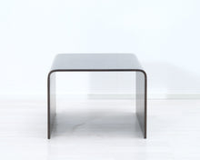 Lataa kuva Galleria-katseluun, Adea Camp sivupöytä