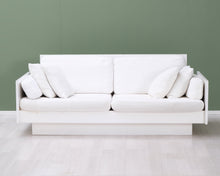 Lataa kuva Galleria-katseluun, Artek 555 Ben Af Schulten 2-istuttava sohva valkoinen