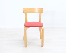 Lataa kuva Galleria-katseluun, Artek 69 tuoli kangasistuimella