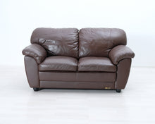 Lataa kuva Galleria-katseluun, 2-istuttava nahkasohva ruskea