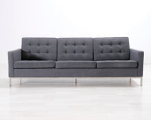 Lataa kuva Galleria-katseluun, 3-istuttava kangassohva harmaa