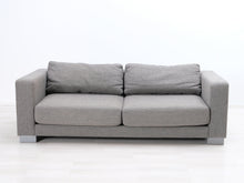 Lataa kuva Galleria-katseluun, 3-istuttava kangassohva harmaa