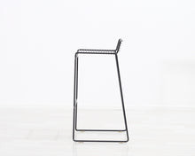 Lataa kuva Galleria-katseluun, Hay Hee baarituoli musta