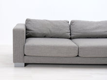 Lataa kuva Galleria-katseluun, 3-istuttava kangassohva harmaa