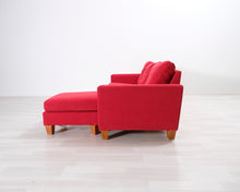 Lataa kuva Galleria-katseluun, 3-istuttava divaanisohva punainen