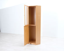 Lataa kuva Galleria-katseluun, Asko Atlas kulmakaappi