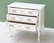 Lataa kuva Galleria-katseluun, Rokokootyylinen lipaso