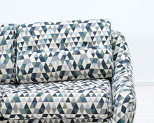 Lataa kuva Galleria-katseluun, 3-istuttava kangassohva