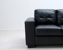 Lataa kuva Galleria-katseluun, 2-istuttava keinonahkasohva musta