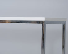 Lataa kuva Galleria-katseluun, Asko sivupöytä valkoinen