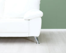 Lataa kuva Galleria-katseluun, 2-istuttava nahkasohva valkoinen