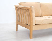 Lataa kuva Galleria-katseluun, 3-istuttava kangassohva beige