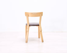 Lataa kuva Galleria-katseluun, Artek 69 tuoli koivu / ruskea tekonahka