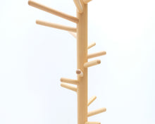 Lataa kuva Galleria-katseluun, Artekin vaatenaulakko