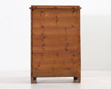 Lataa kuva Galleria-katseluun, Antiikkinen kirjoituslipasto