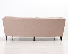 Lataa kuva Galleria-katseluun, 3-istuttava kangassohva beige