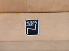 Lataa kuva Galleria-katseluun, Åkerblom kangasverhoiltu tuoli