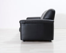 Lataa kuva Galleria-katseluun, 3-istuttava nahkasohva musta