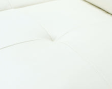 Lataa kuva Galleria-katseluun, 2-istuttava nahkasohva valkoinen