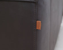 Lataa kuva Galleria-katseluun, 3-istuttava nahkasohva ja rahi ruskea