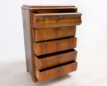 Lataa kuva Galleria-katseluun, Antiikkinen lipasto