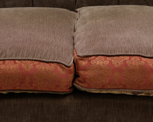 Lataa kuva Galleria-katseluun, 3-istuttava kangassohva