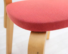 Lataa kuva Galleria-katseluun, Artek 69 tuoli kangasistuimella