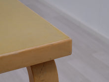 Lataa kuva Galleria-katseluun, Artek pöytä 70 x 80 cm koivu / vaaleanvihreä