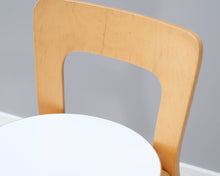 Lataa kuva Galleria-katseluun, Artek N65 lastentuoli koivu / valkoinen