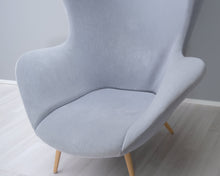 Lataa kuva Galleria-katseluun, Ateljé Sotamaa The Happy Chair nojatuoli harmaa