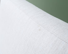 Lataa kuva Galleria-katseluun, Asko 2-istuttava kangassohva vaaleanharmaa