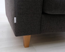 Lataa kuva Galleria-katseluun, 3-istuttava kangassohva harmaa