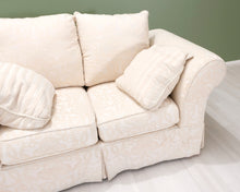 Lataa kuva Galleria-katseluun, 2-istuttava kangassohva beige
