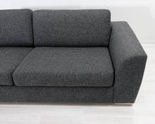 Lataa kuva Galleria-katseluun, 3-istuttava kangassohva harmaa