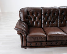 Lataa kuva Galleria-katseluun, 3-istuttava vintage nahkasohva tummanruskea