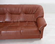 Lataa kuva Galleria-katseluun, 3-istuttava nahkasohva ruskea