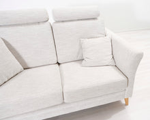 Lataa kuva Galleria-katseluun, 2-istuttava kangassohva vaaleanharmaa