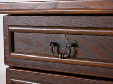 Lataa kuva Galleria-katseluun, Antiikkinen täyspuinen kirjoituspöytä