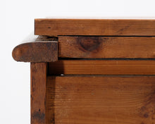 Lataa kuva Galleria-katseluun, Antiikkinen kirjoituslipasto