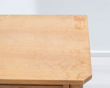 Lataa kuva Galleria-katseluun, Antiikkilipasto tähtinupeilla