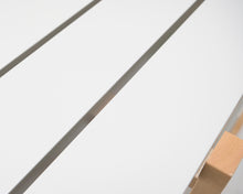 Lataa kuva Galleria-katseluun, Avonainen hyllykkö