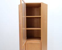 Lataa kuva Galleria-katseluun, Asko Atlas kulmakaappi